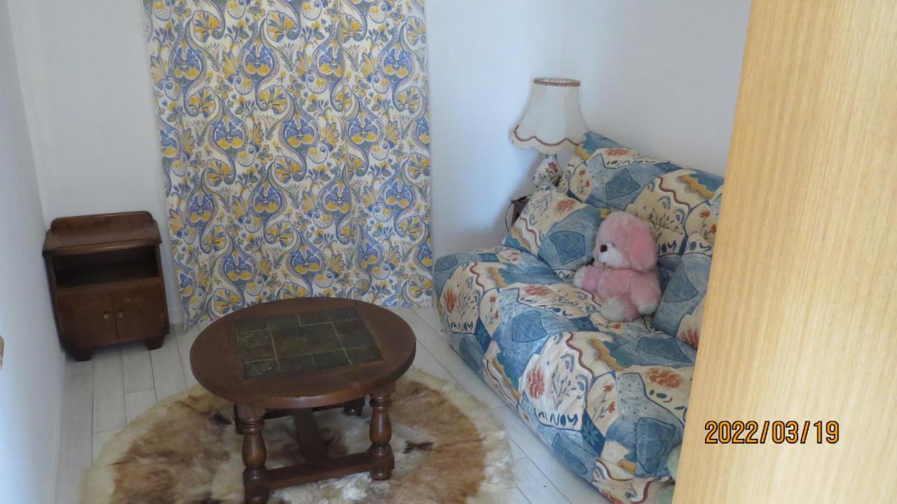 le tilleul Sainte-Genevieve-les-Gasny Extérieur photo